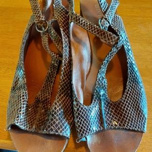 Biviel dress shoes